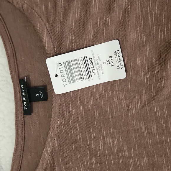 SOLD NWT Torrid brown blouse Size 2 - Picture 2 of 4